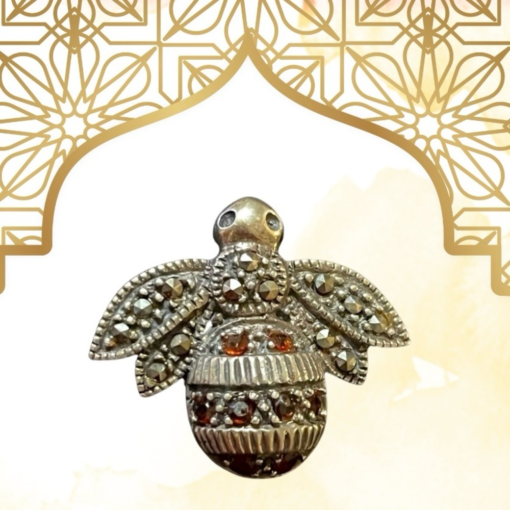 Vintage Elegant Silver 925 Bee Brooch